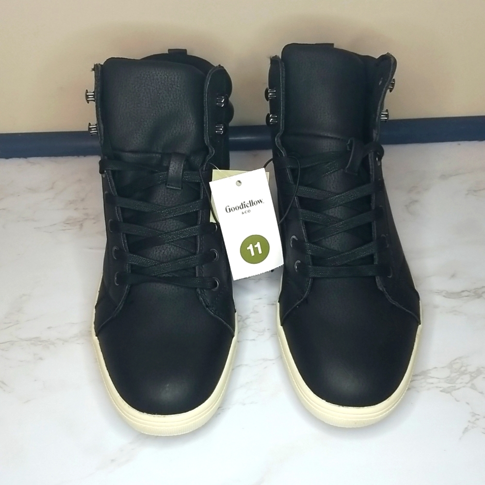 Goodfellow & Co Black High-Top Boots with Cream Soles